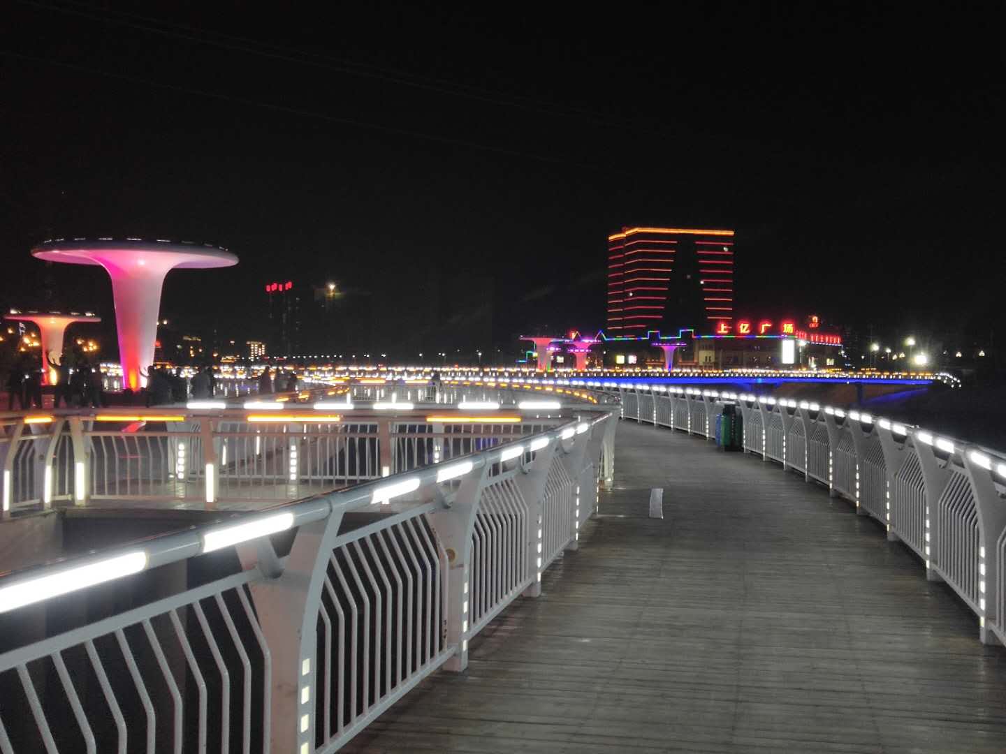 J9����|����վ����